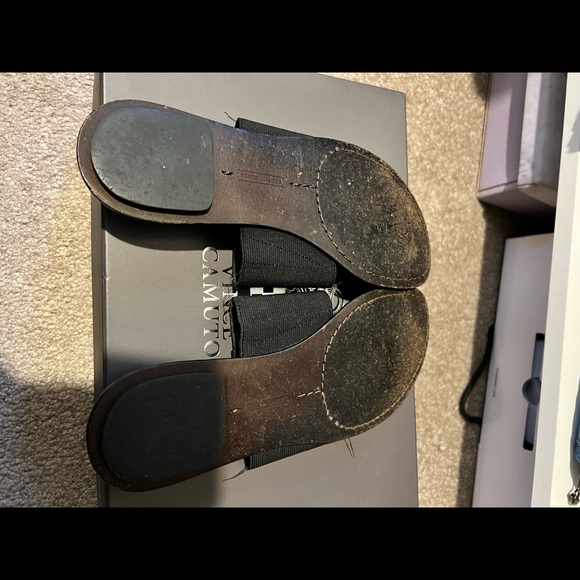 Vince Camuto Sandals - Picture 3 of 4